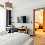 Harry's Graz-smart & * Graz