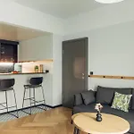 Harry's Graz-smart & * Graz