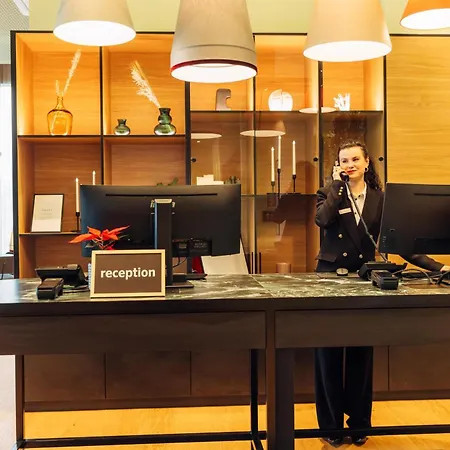 Harry's Graz-smart & *